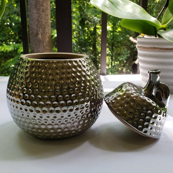 TORRE + TAGUS Helio Silver Hammered Pear Canister in Fine Ceramic Brand New - Picture 3 of 16